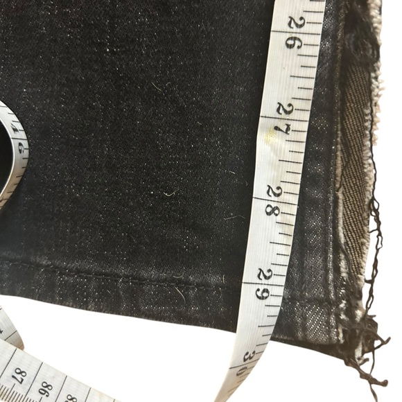 Zara Black Denim Flare Split Hem
High Rise Jeans Size 6 Raw Fringed Split Hem - Picture 11 of 12